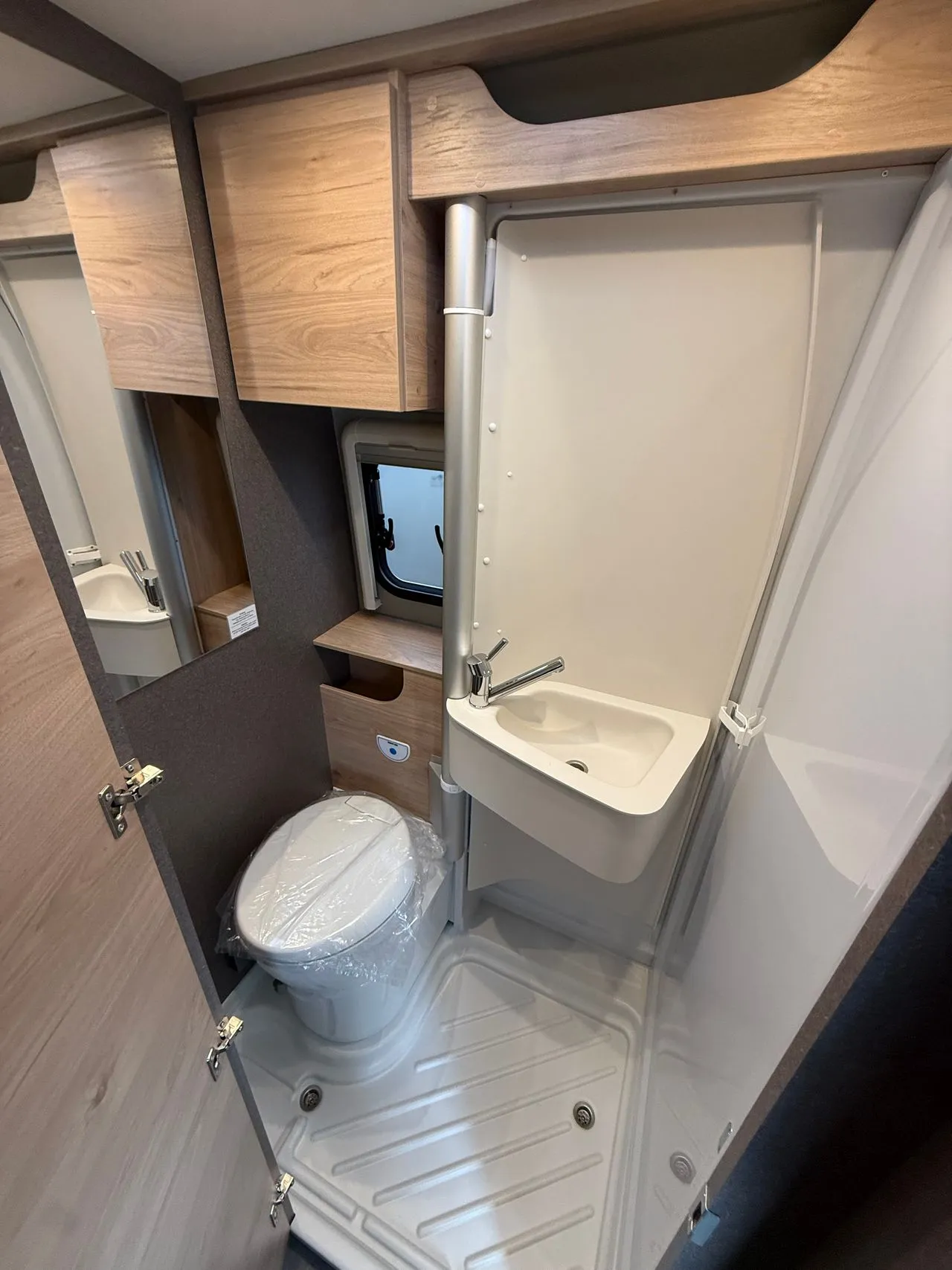 Fourgon aménagé - Dethleffs - GLOBETRAIL ACTIVE 600 DS - 2026