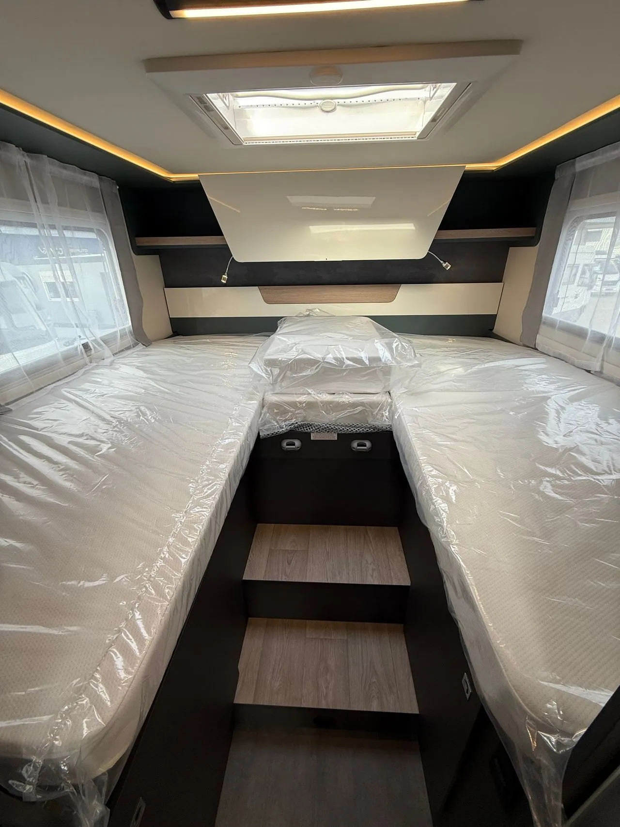 Camping-car - Laika - L409 - 2025