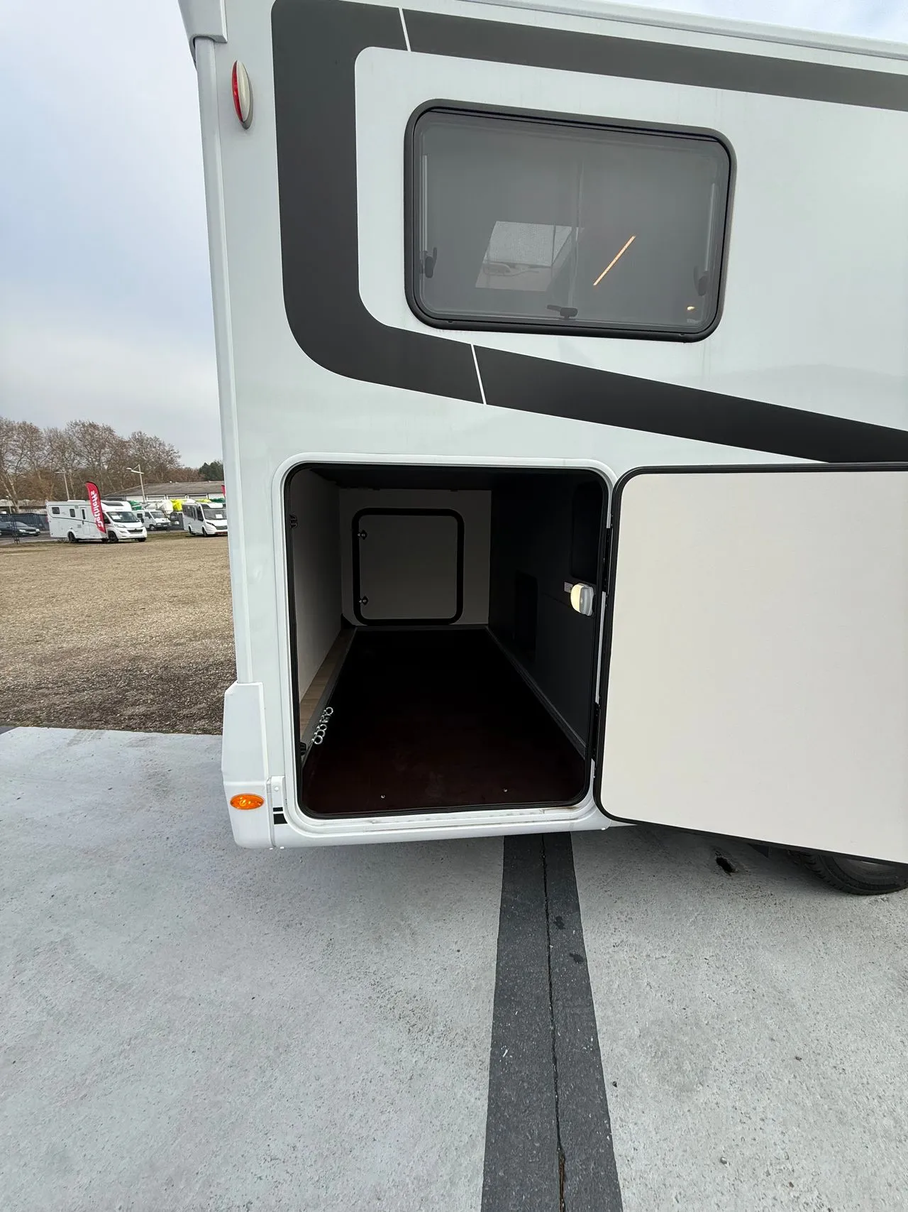 Camping-car - Laika - L409 - 2025