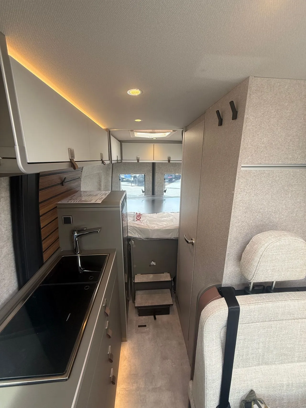 Fourgon aménagé - Hymer Camper Vans - GRAND CANYON S600 - 2026