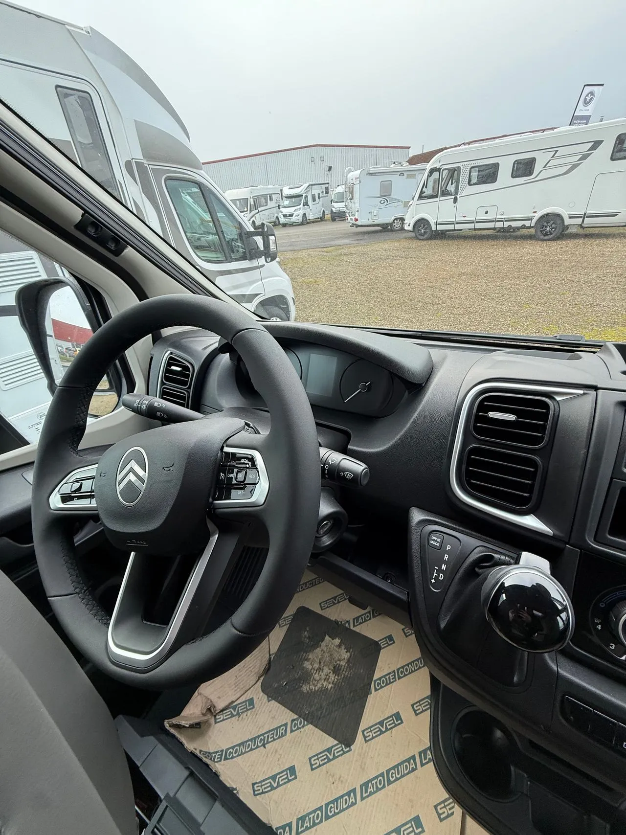 Camping-car - Sunlight - V66 ADVENTURE - 2026
