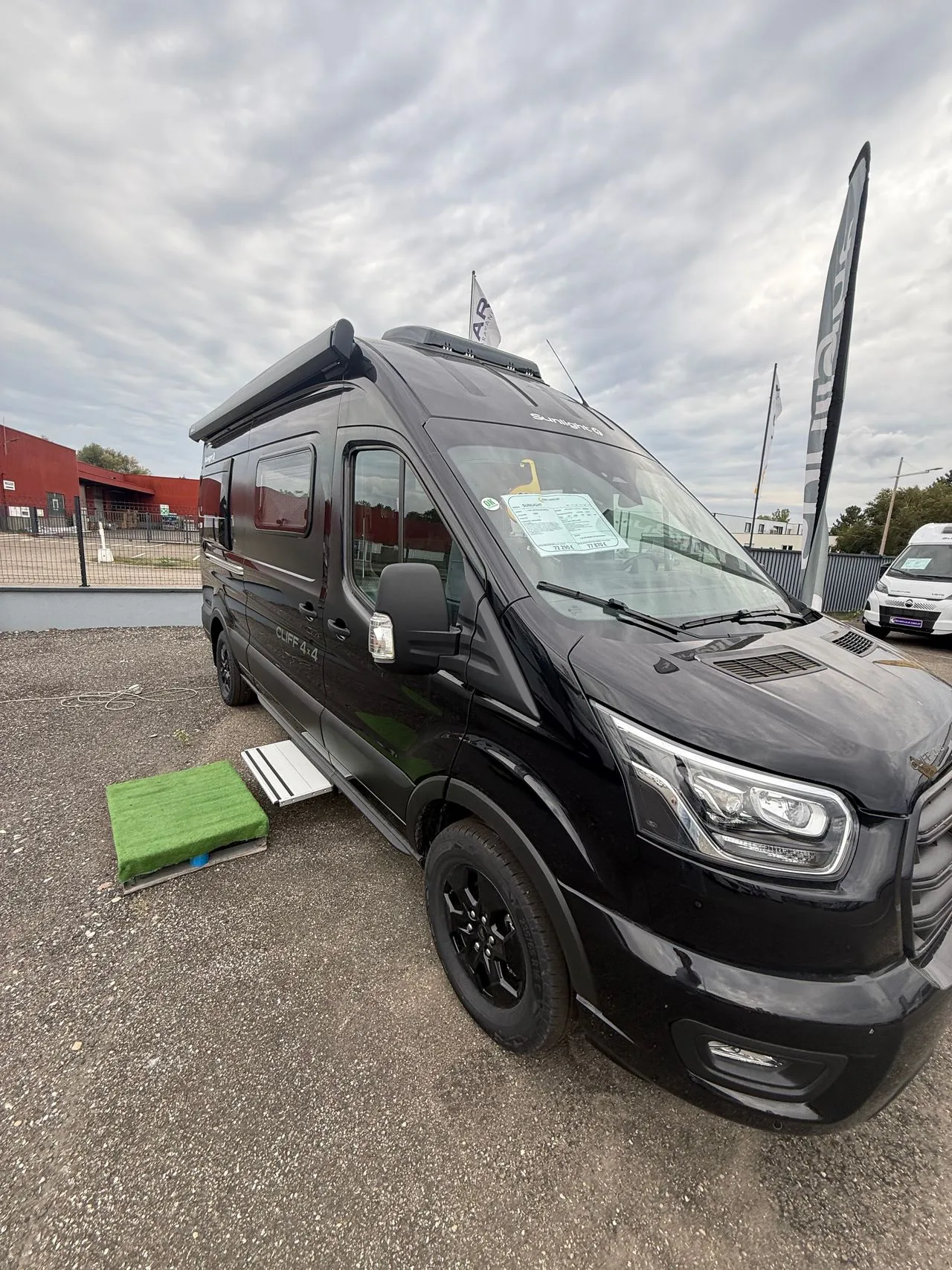 Fourgon aménagé - Sunlight - CLIFF 590 4X4 ADVENTURE EDITION - 2026