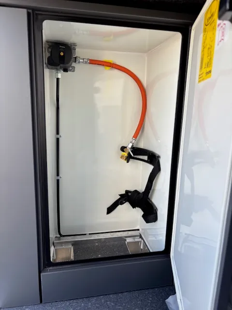 Fourgon aménagé - Adria - 640 SGX POP UP 60 Y - 2026
