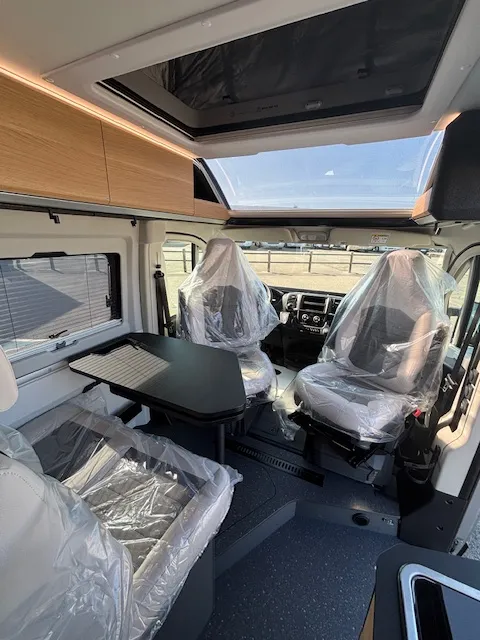 Fourgon aménagé - Adria - 640 SGX POP UP 60 Y - 2026