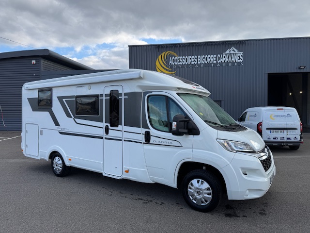 Camping-car ADRIA COMPACT SC