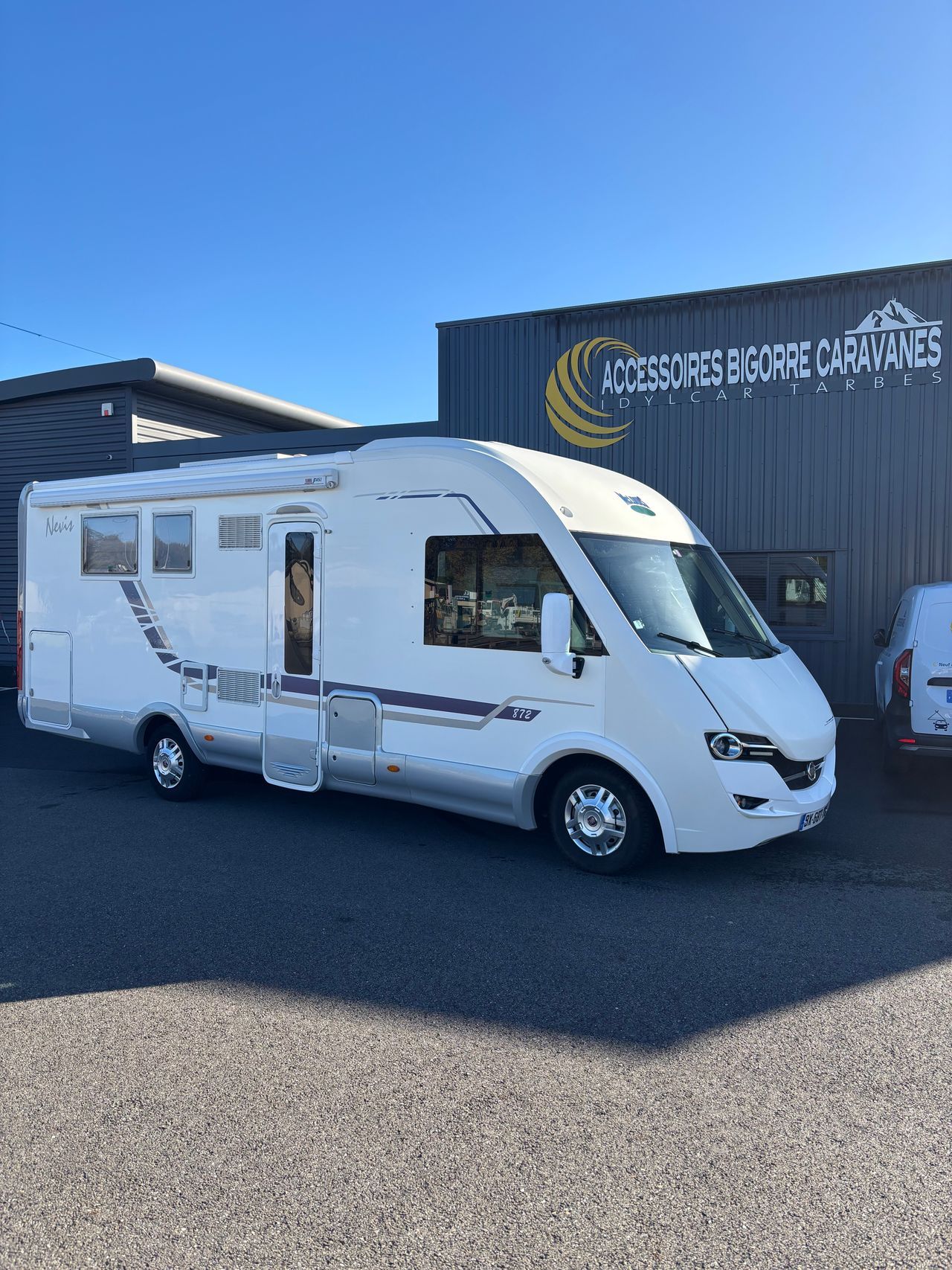 Camping-car MCLOUIS NEVIS 872