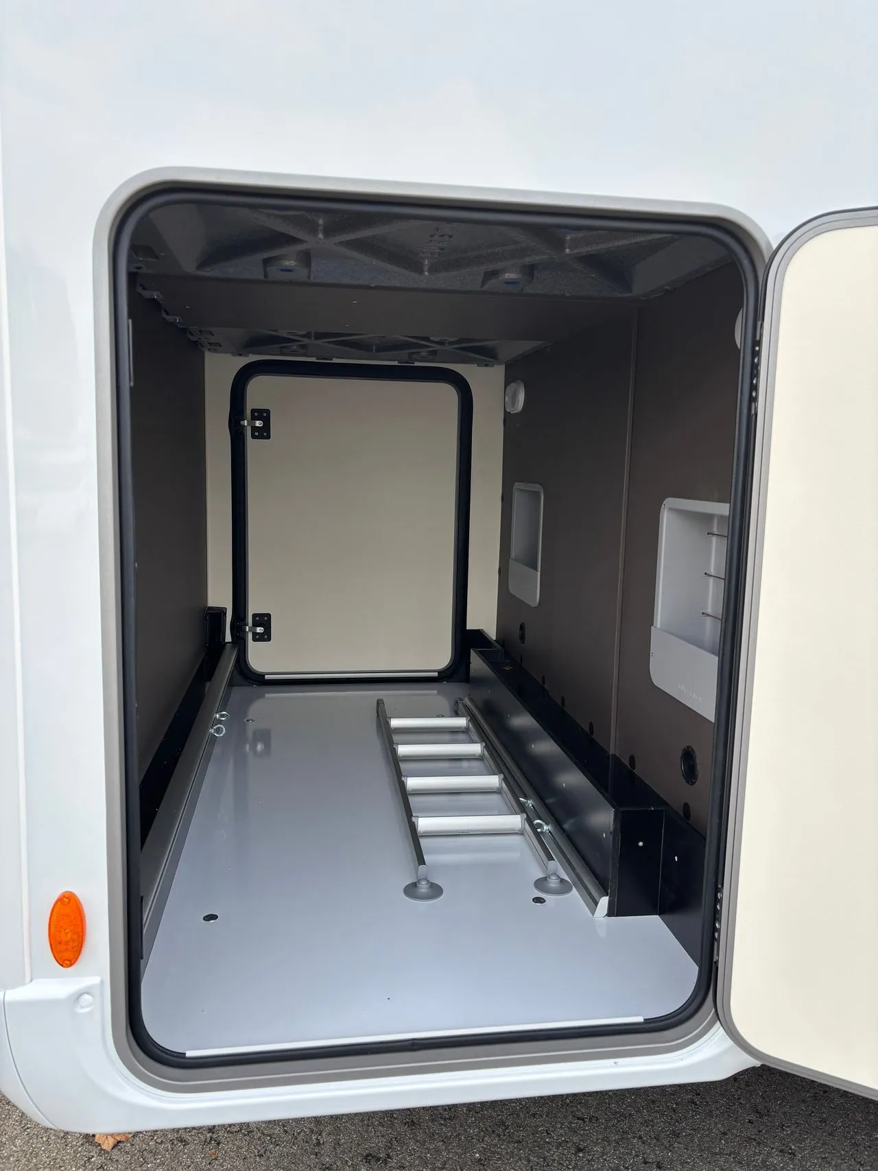 Camping-car - Burstner - B66 T690 TD - 2026