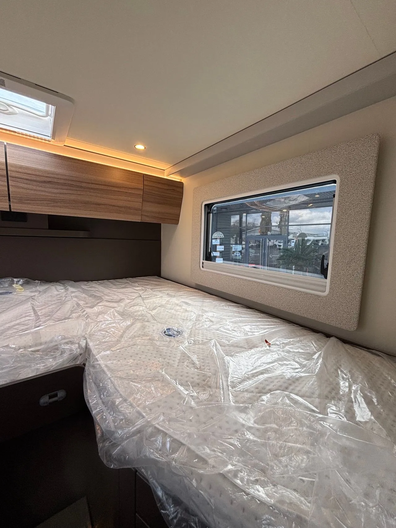 Camping-car - Burstner - B66 T690 TD - 2026