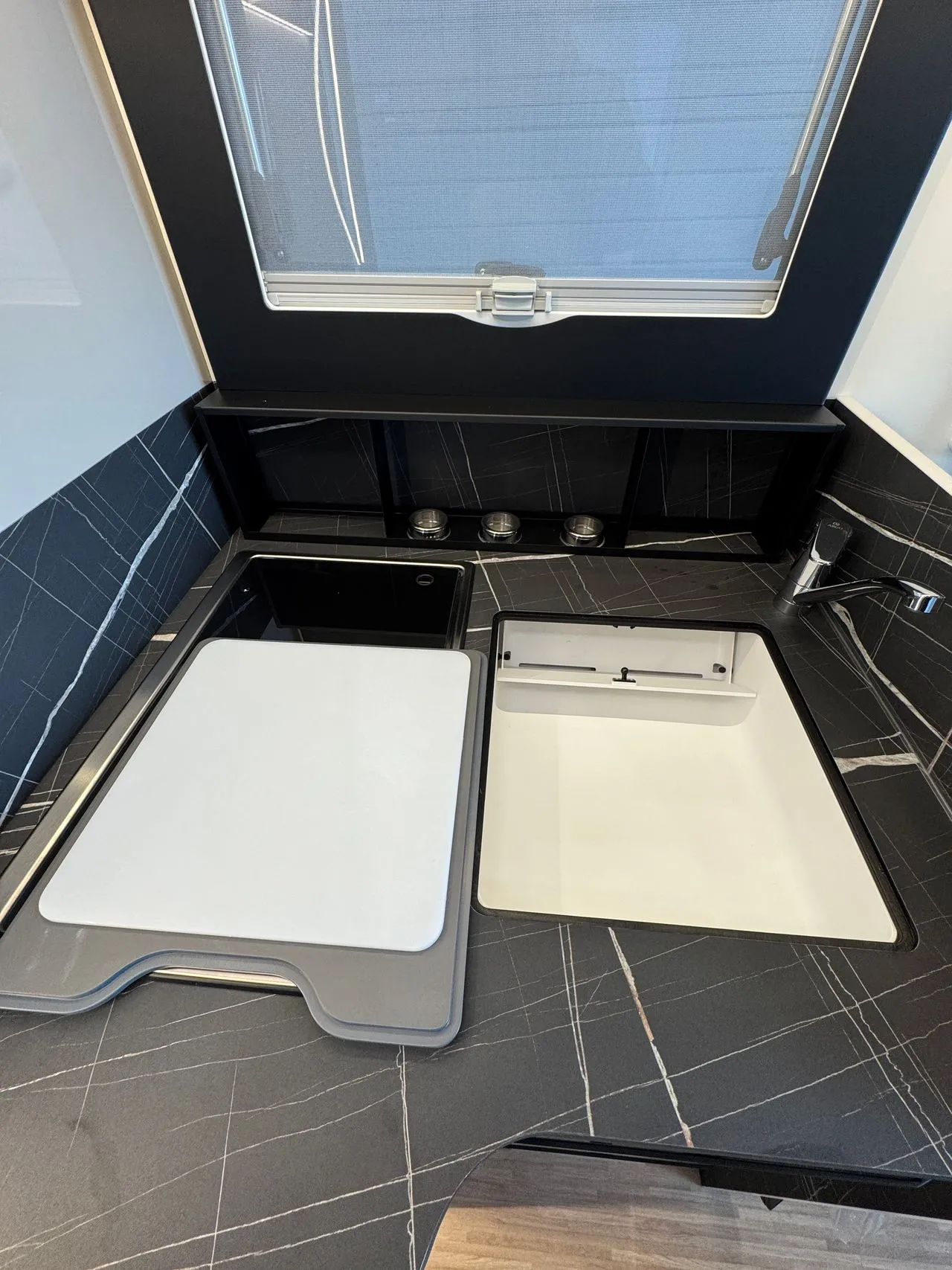 Camping-car - Mc Louis - NEVIS 881 - 2026