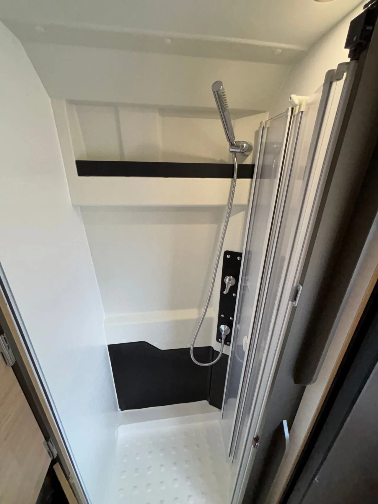 Fourgon aménagé - Campereve - MAGELLAN SAPHIR 643 - 2026