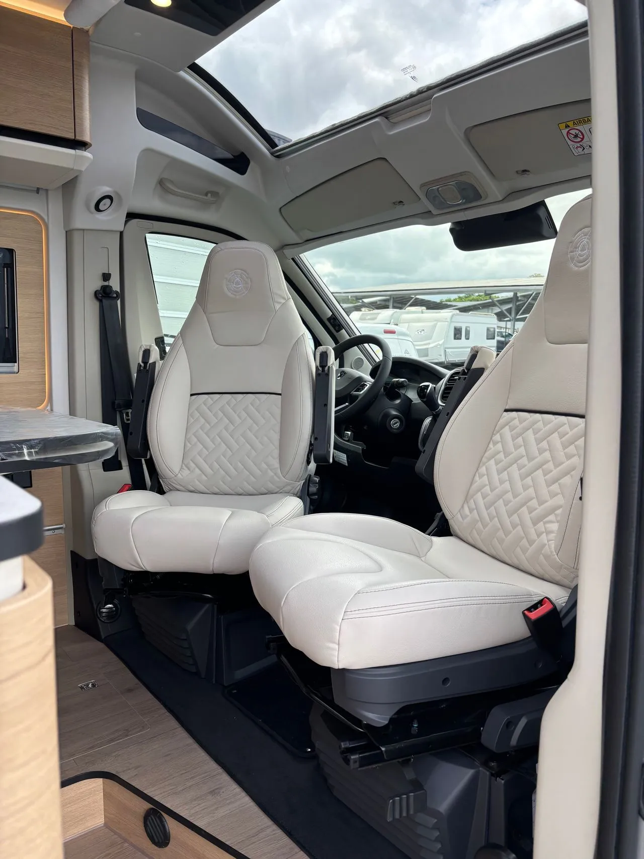 Fourgon aménagé - Campereve - MAGELLAN 643 AIR SAPHIR - 2026