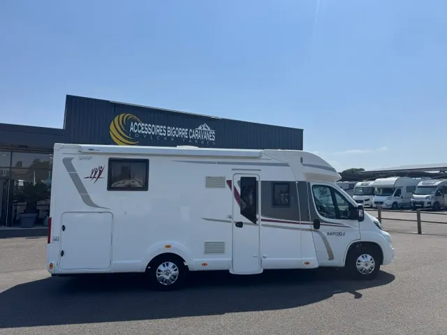 Camping-car occasion – Profilé — Camping-car profilé