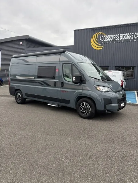 VAN 3 MAXI NEXT