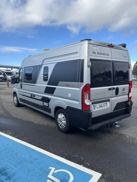 TWIN 600 SPB SUPREME