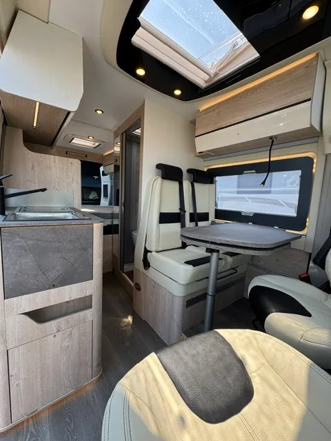 Fourgon aménagé - Fleurette - BLACK PEARL 59 LT - 2026