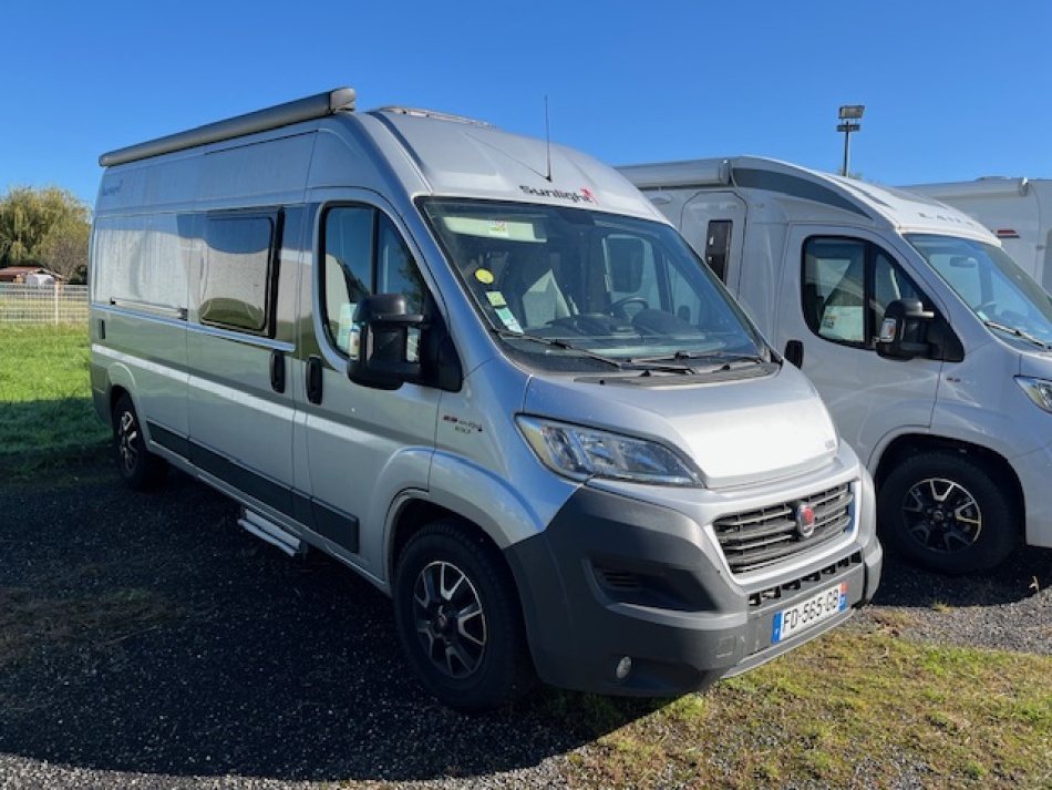 Camping-car SUNLIGHT CLIFF 600