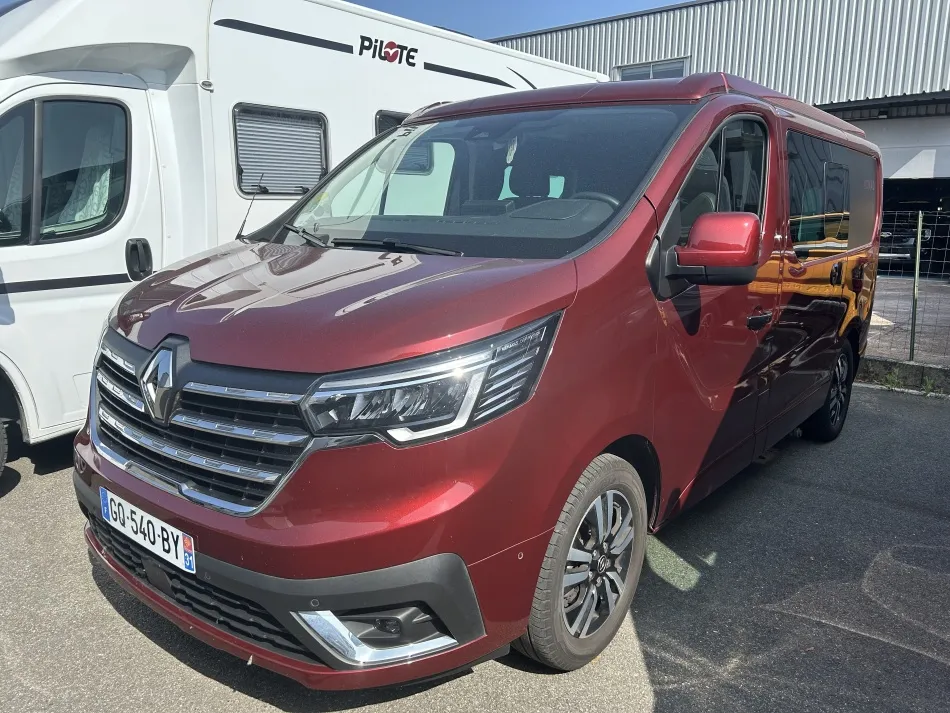 RENAULT SPACENOMAD