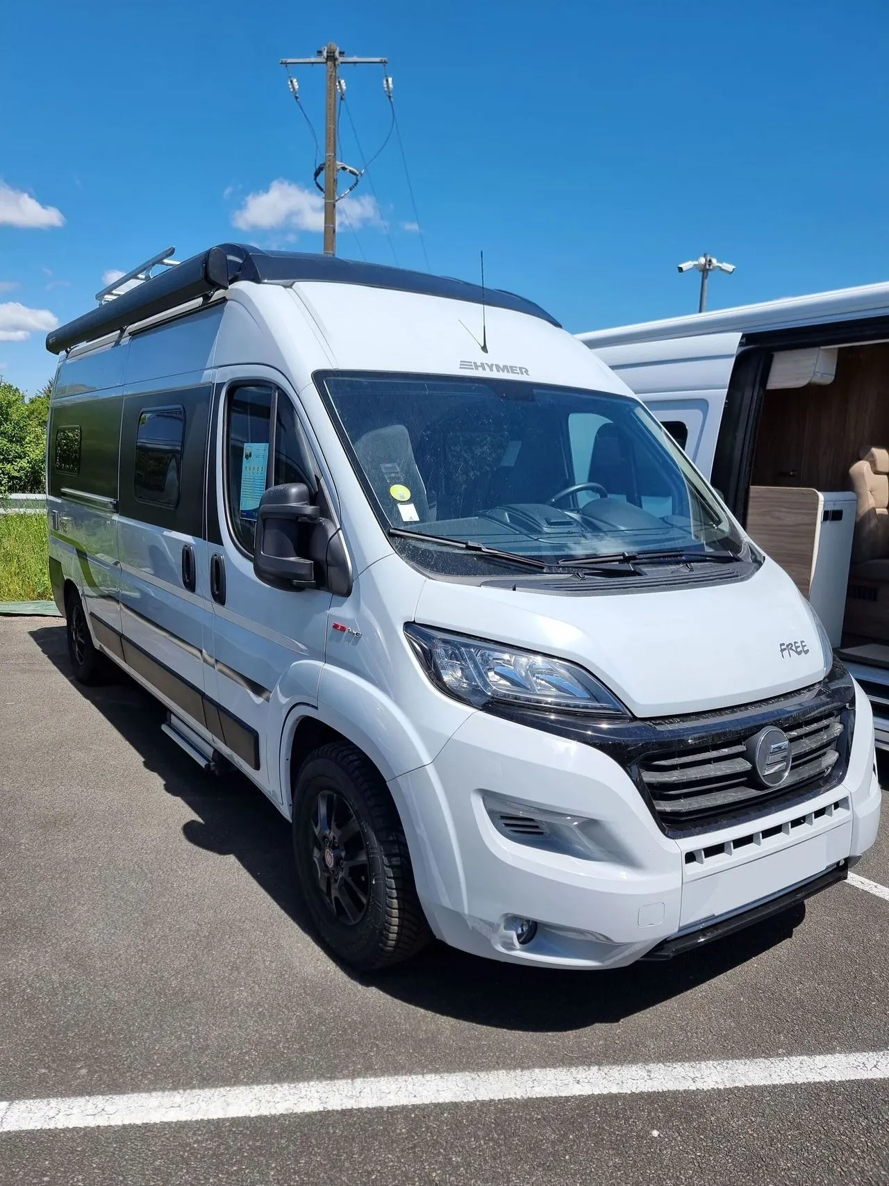 Fourgon amenage d occasion Toit relevable Hymer Camper Vans FREE 600 CAMPUS 2020 Tours Idylcar