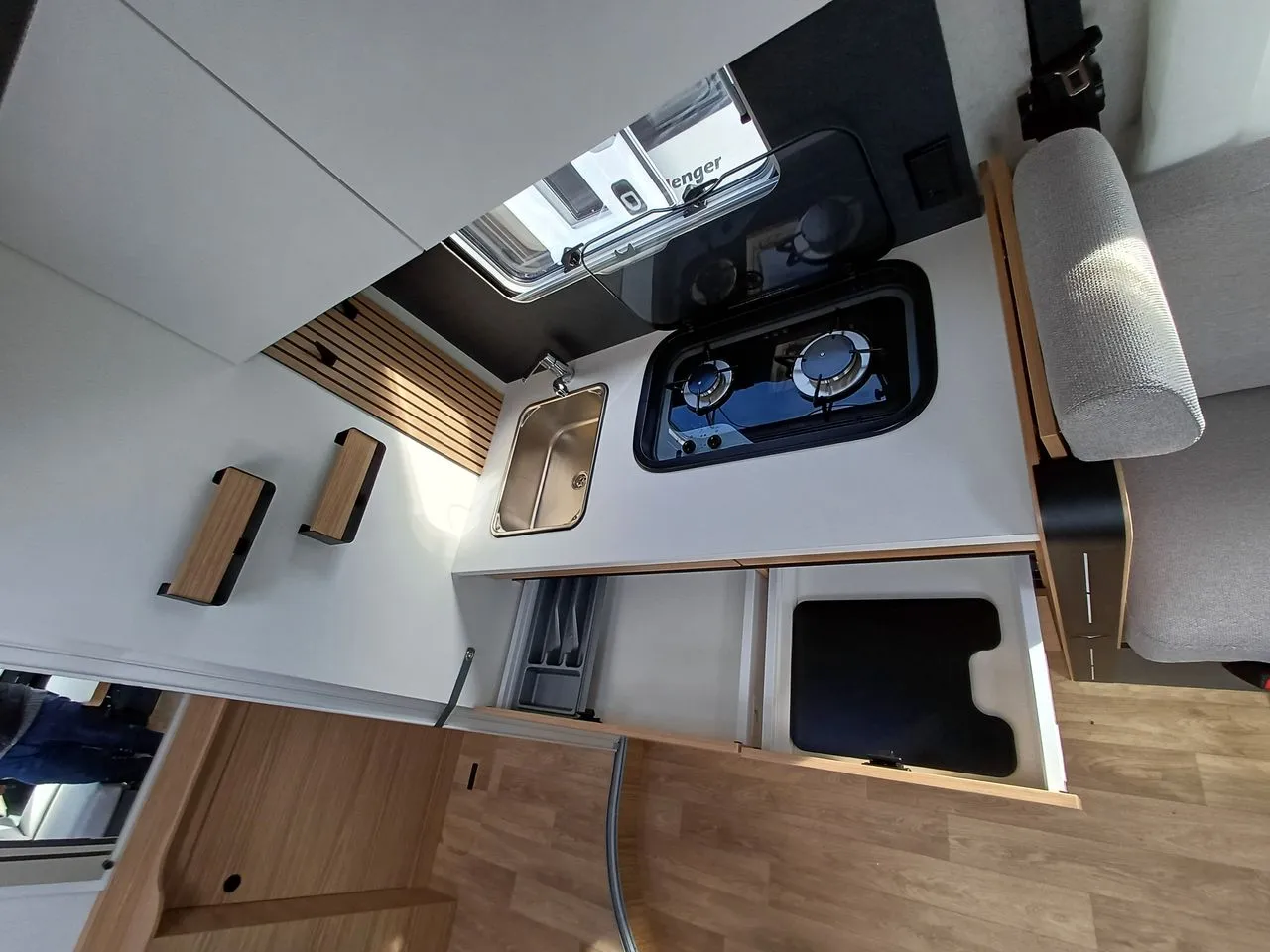 Camping-car - Pilote - G 690 D EXPRESSION - 2025