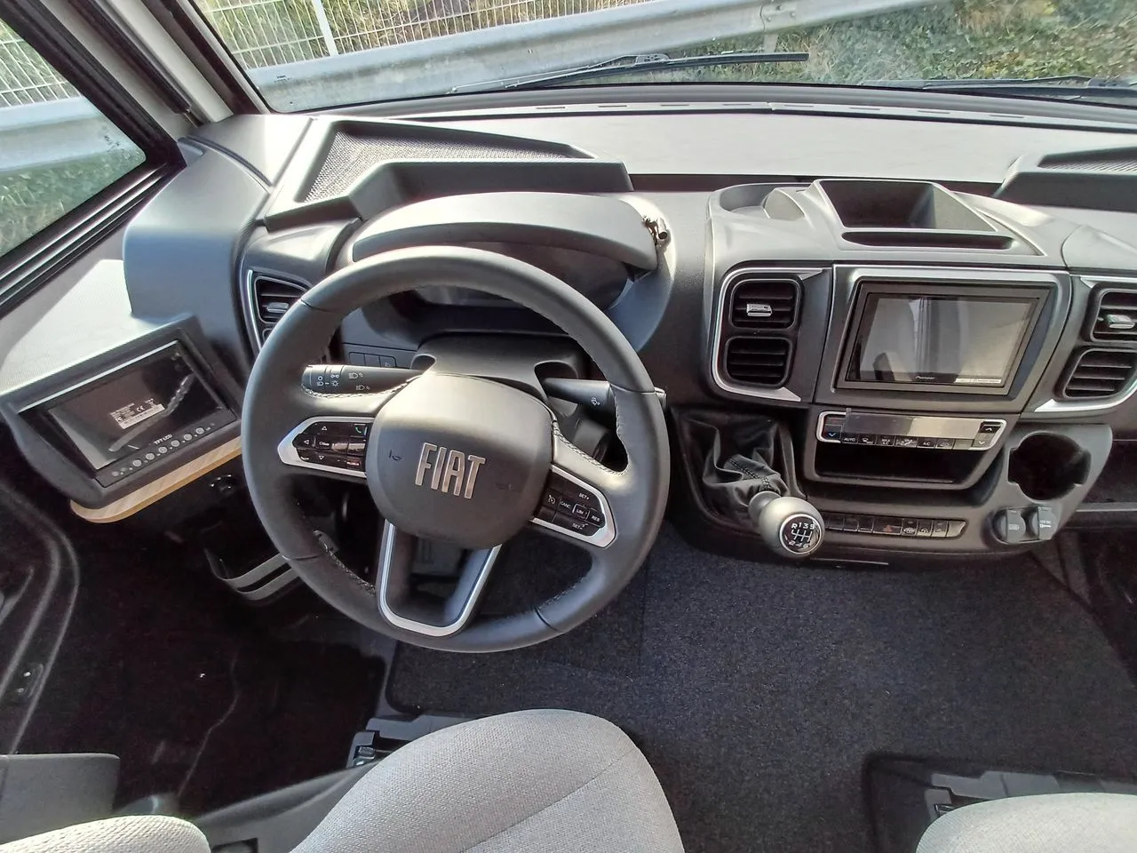 Camping-car - Pilote - G 690 D EXPRESSION - 2025