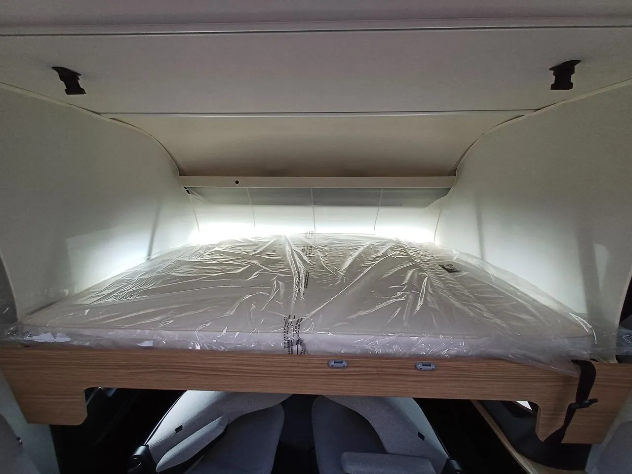 Camping-car - Pilote - G 690 D EXPRESSION - 2025