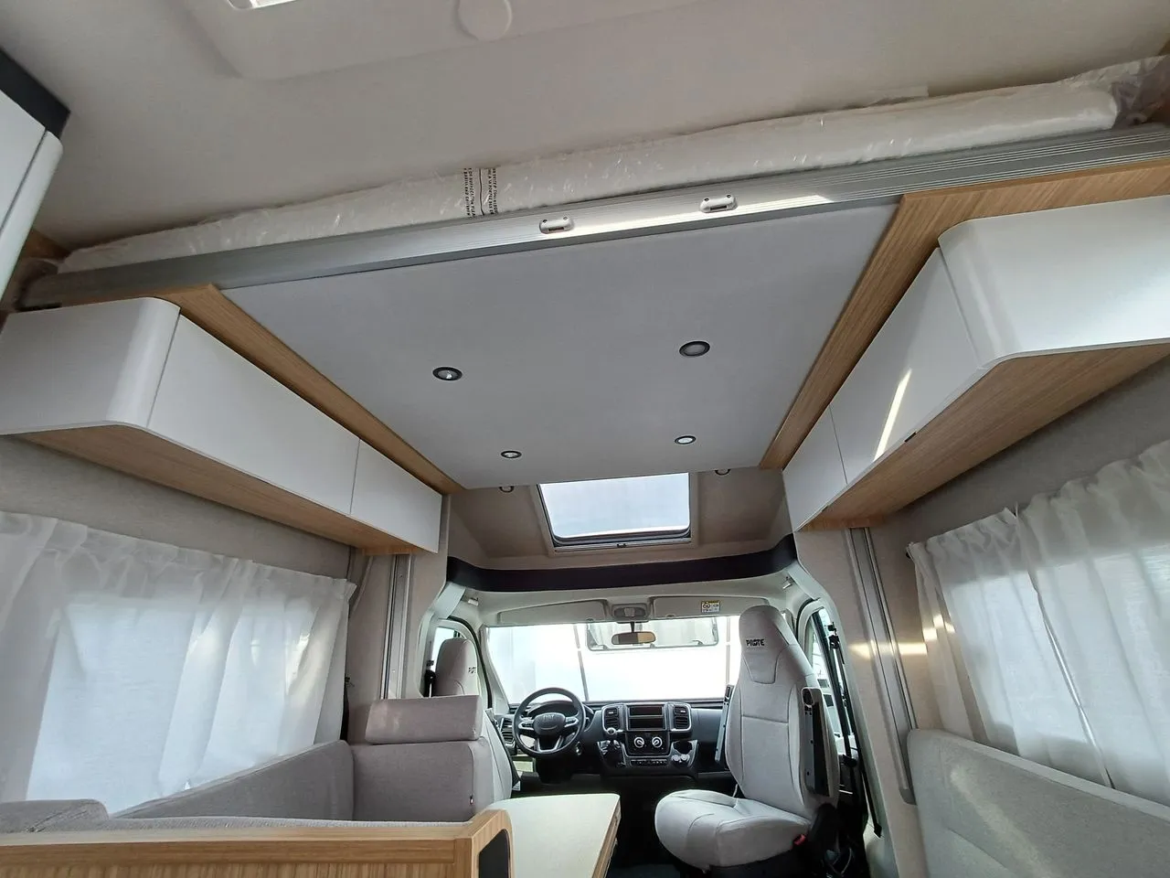 Camping-car - Pilote - P 720 P EXPRESSION - 2025