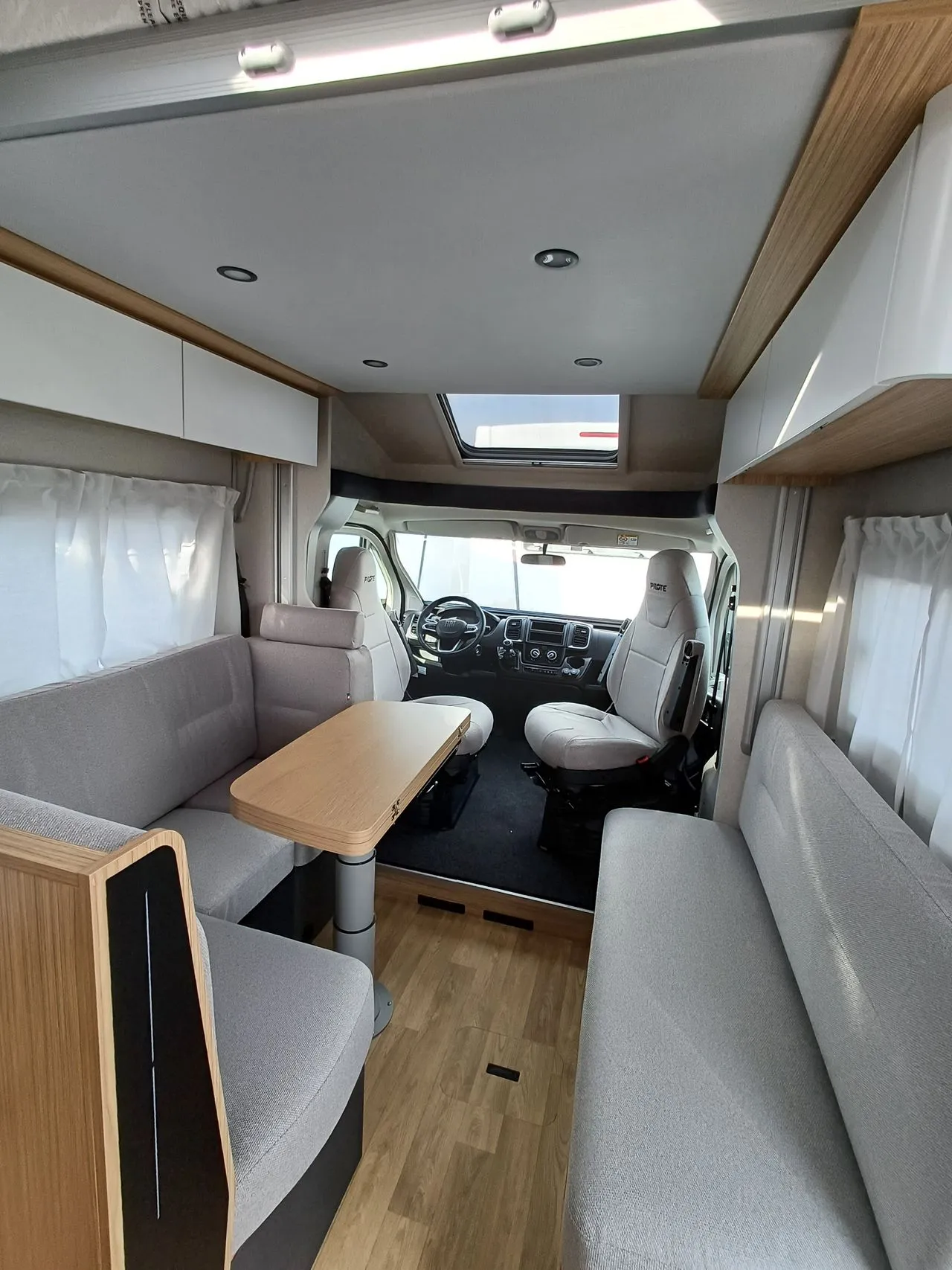 Camping-car - Pilote - P 720 P EXPRESSION - 2025