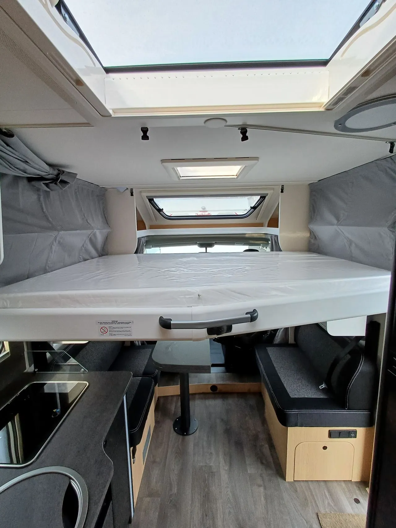 Camping-car - Sunlight - T 69 LC ACCESS + - 2025