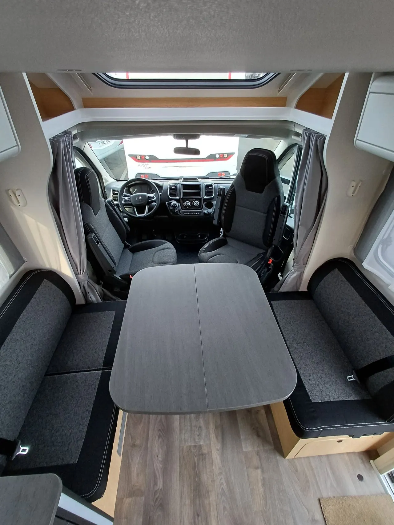 Camping-car - Sunlight - T 69 LC ACCESS + - 2025