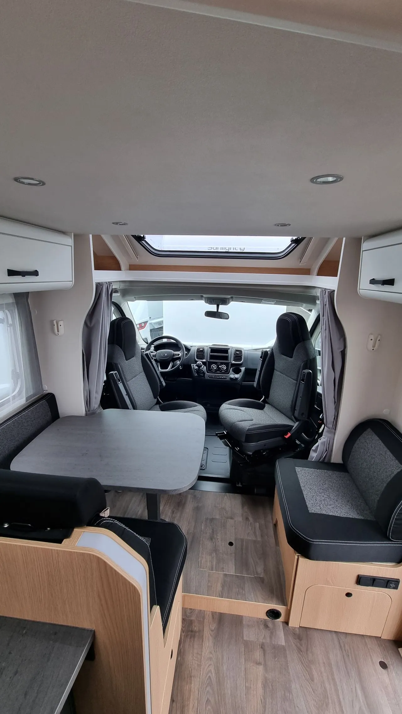 Camping-car - Sunlight - T 68 C ACCESS + - 2025