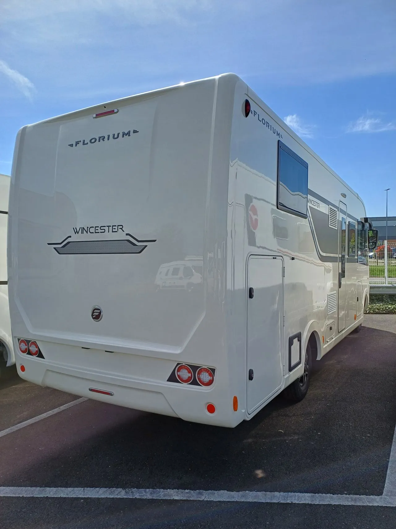75 LMF MILLENIUM