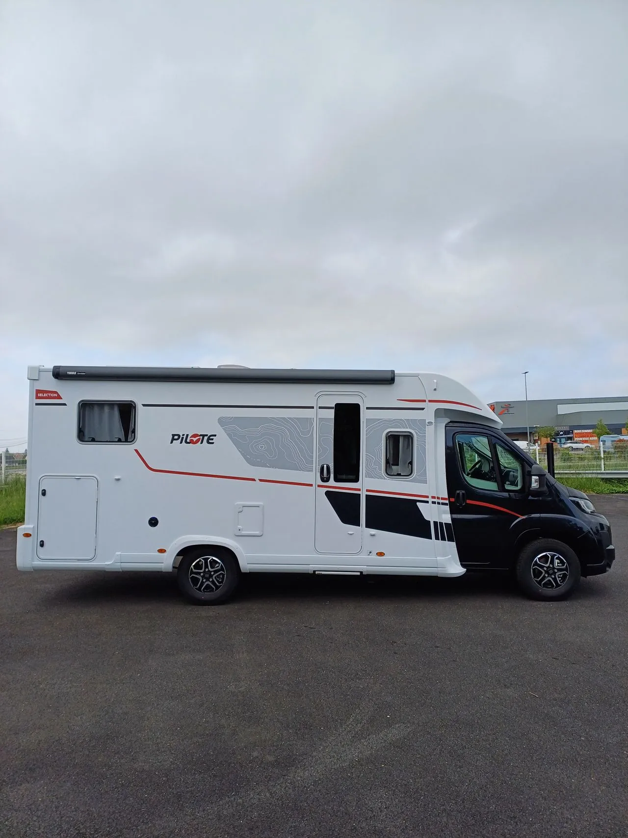 Camping-car - Pilote - P 720 FGJ SELECTION - 2025