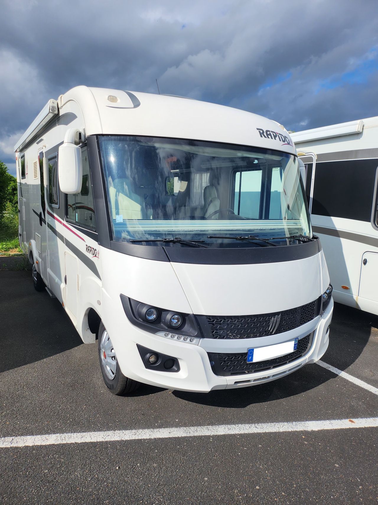 Camping-car RAPIDO 896 F