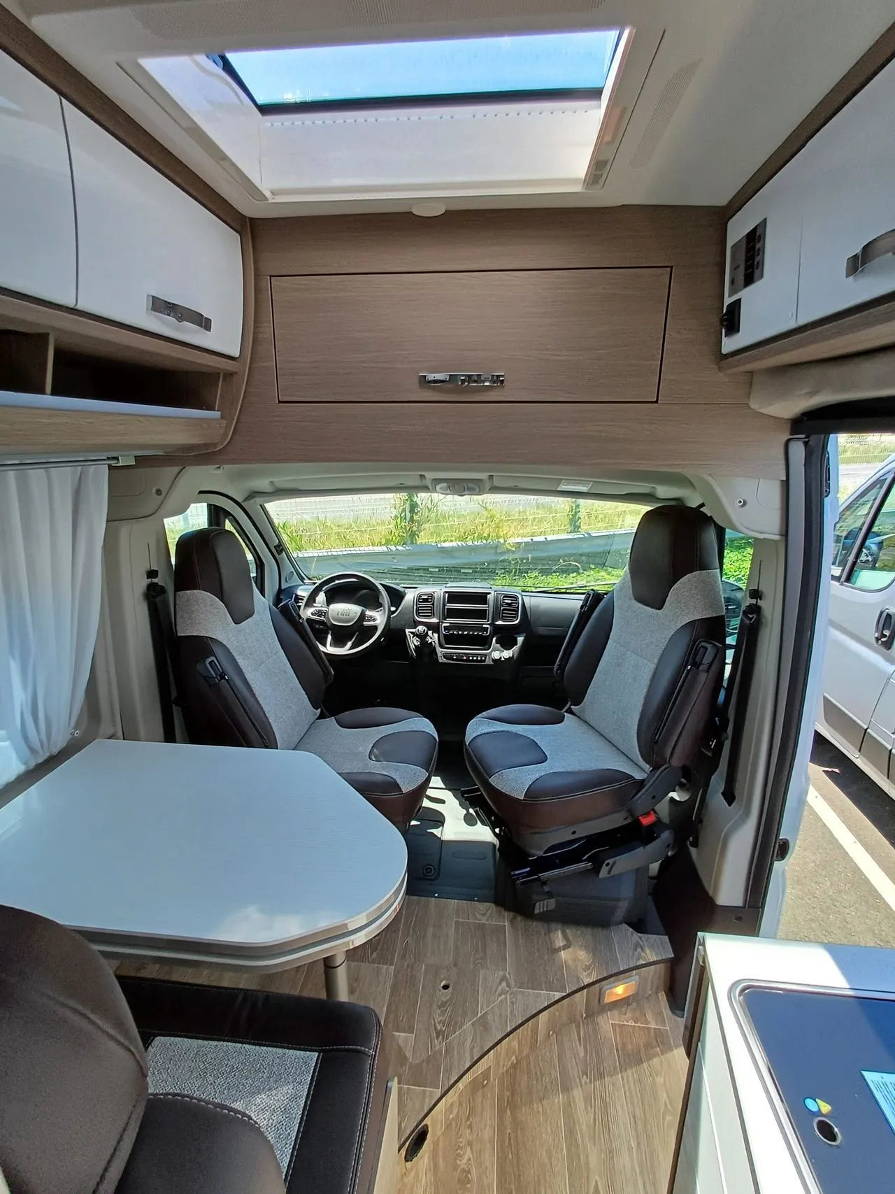 Fourgon aménagé - Possl - ROADCRUISER XL - 2025