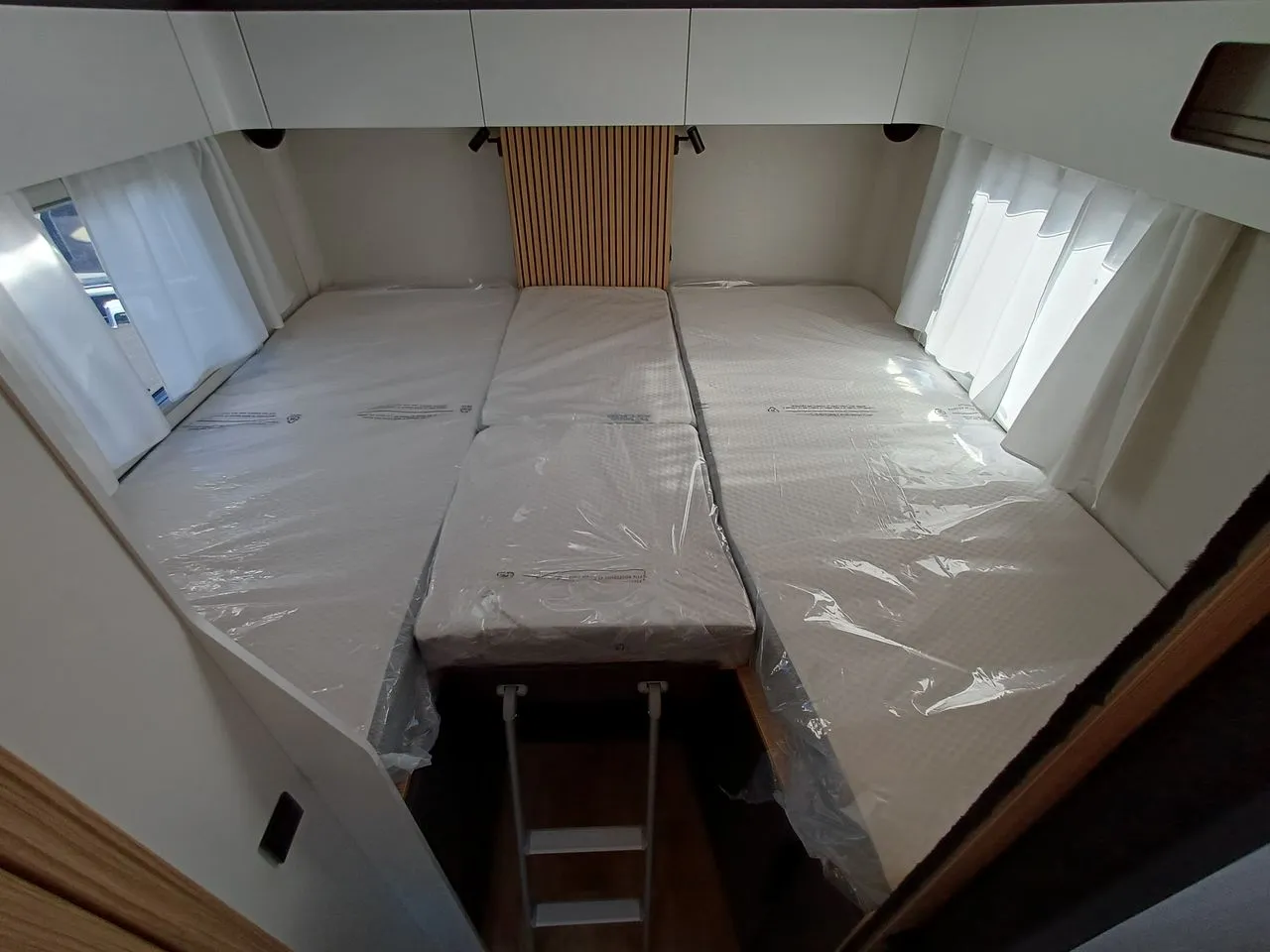 Camping-car - Pilote - P 740 FGJ EVIDENCE - 2026