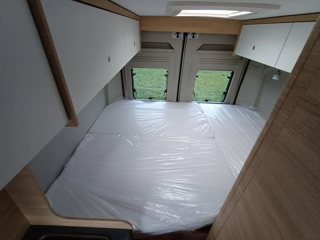 Fourgon aménagé - Road Car - R600 - 2025