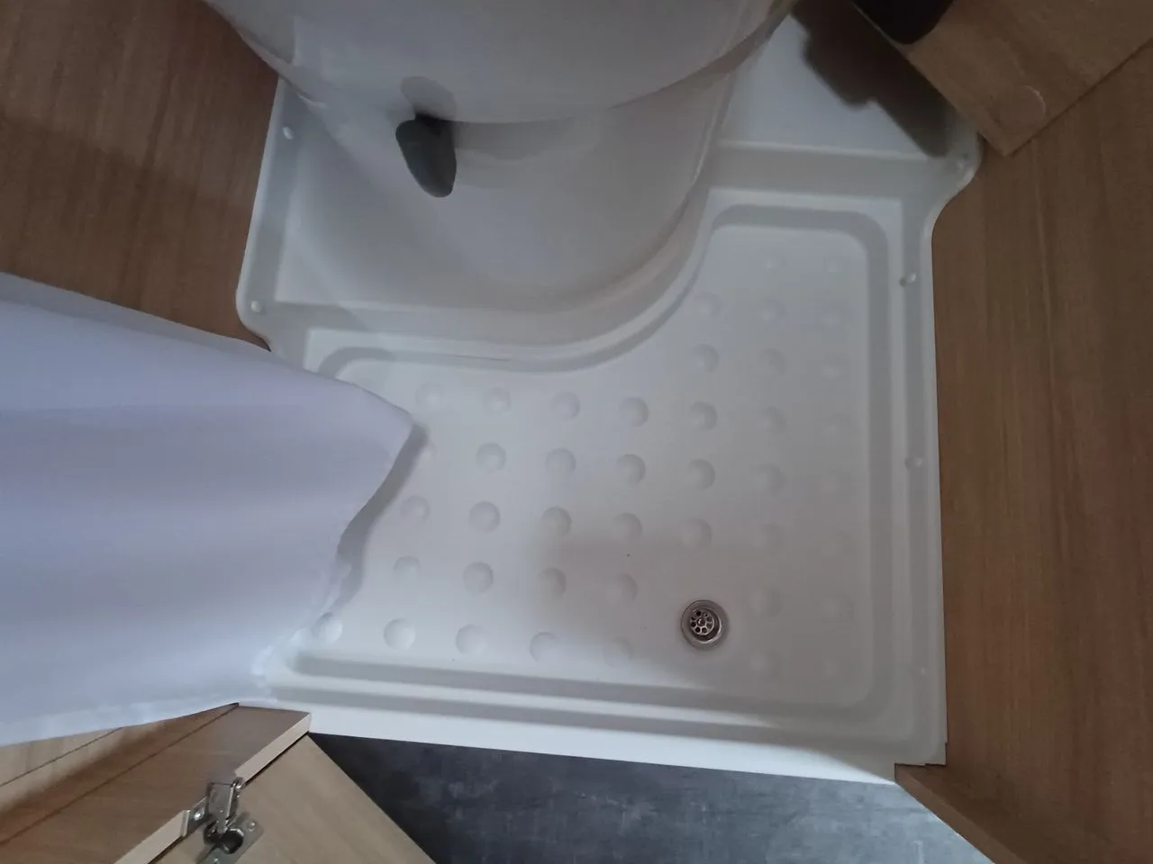 Fourgon aménagé - Road Car - R600 - 2025