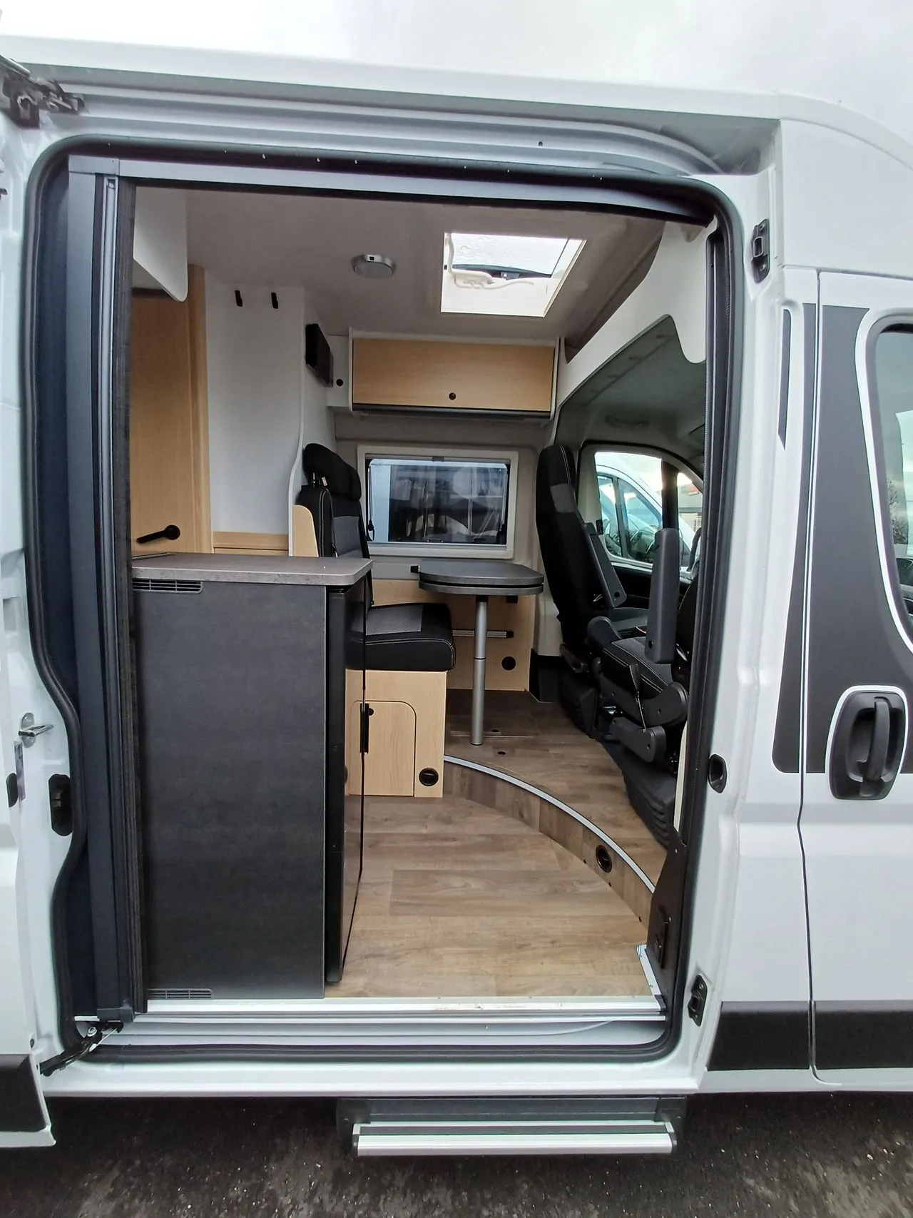 Fourgon aménagé - Sunlight - CLIFF 600 - 2026