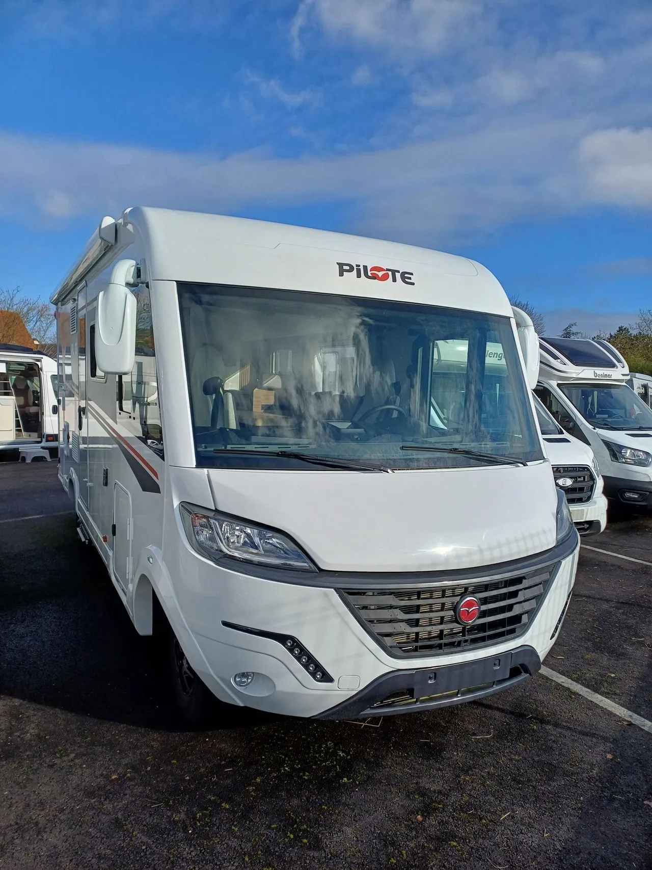 Camping-car - Pilote - G 690D EXPRESSION - 2025
