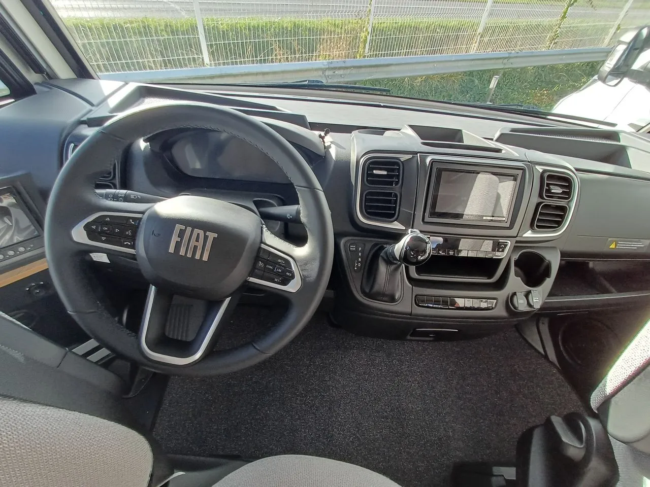 Camping-car - Pilote - G 690D EXPRESSION - 2025