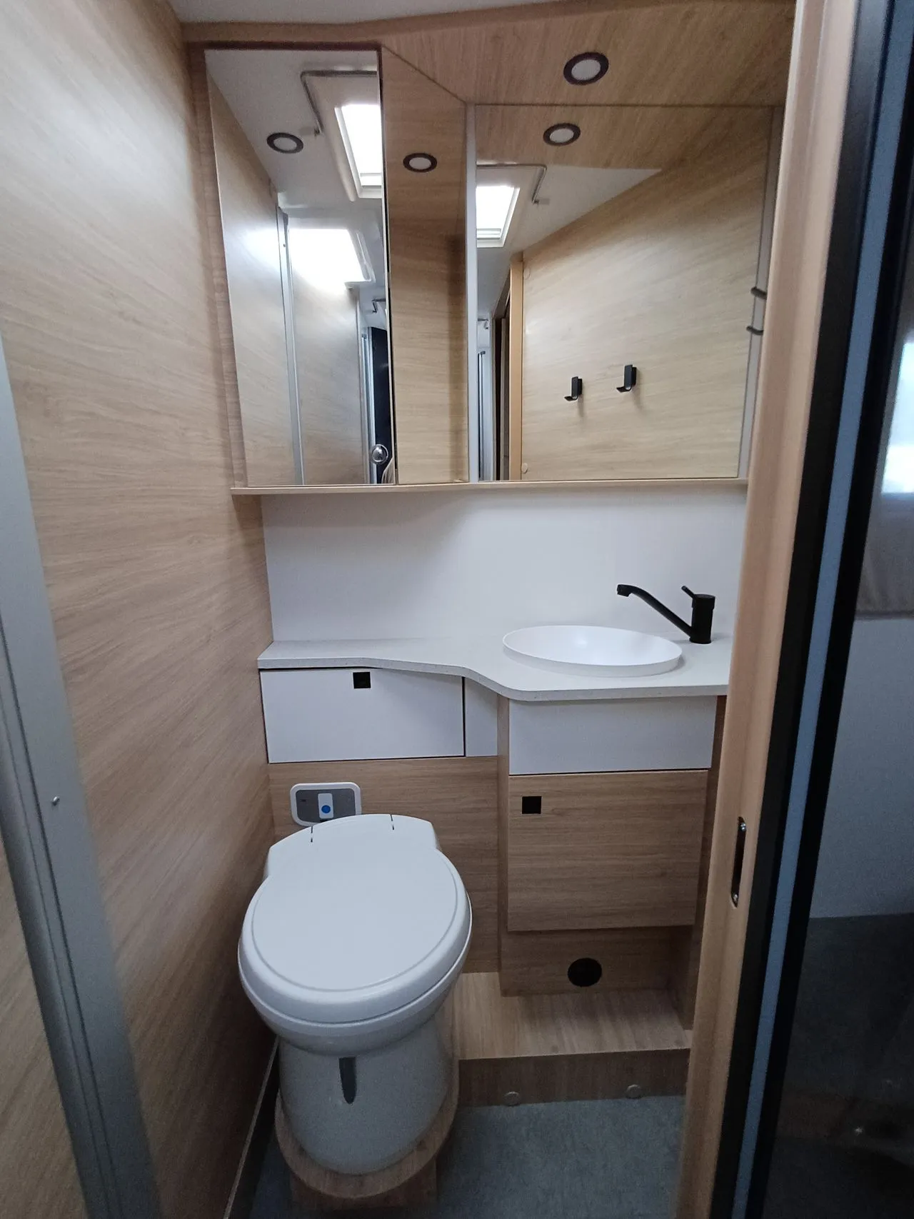 Camping-car - Challenger - 318 ULTIMATE EDITION - 2026