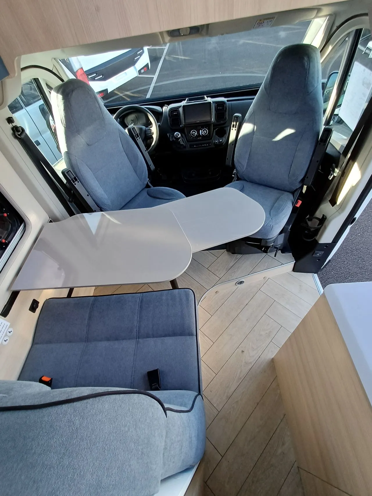 Fourgon aménagé - Challenger - V 114 BREAK EDITION LIGHT - 2026