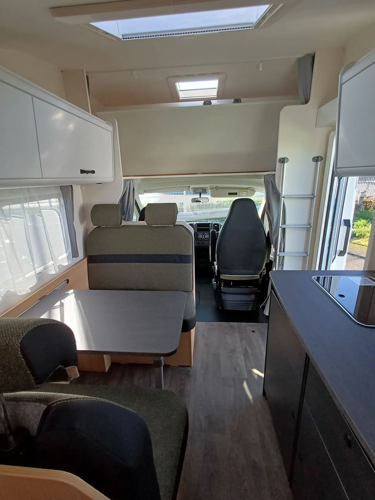 Camping-car - Sunlight - A 70 - 2026