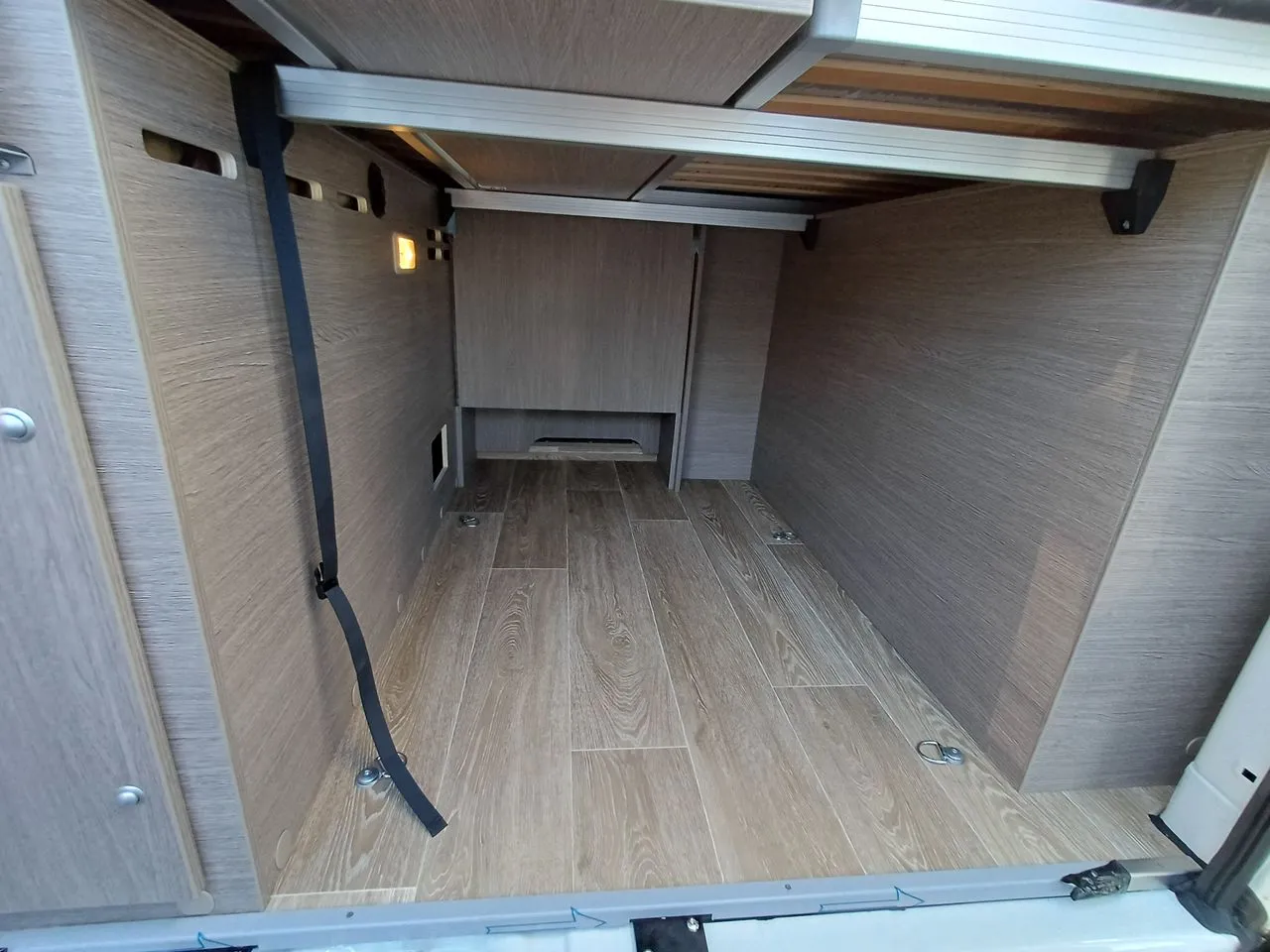 Fourgon aménagé - Possl - ROADSTAR 600 L - 2025