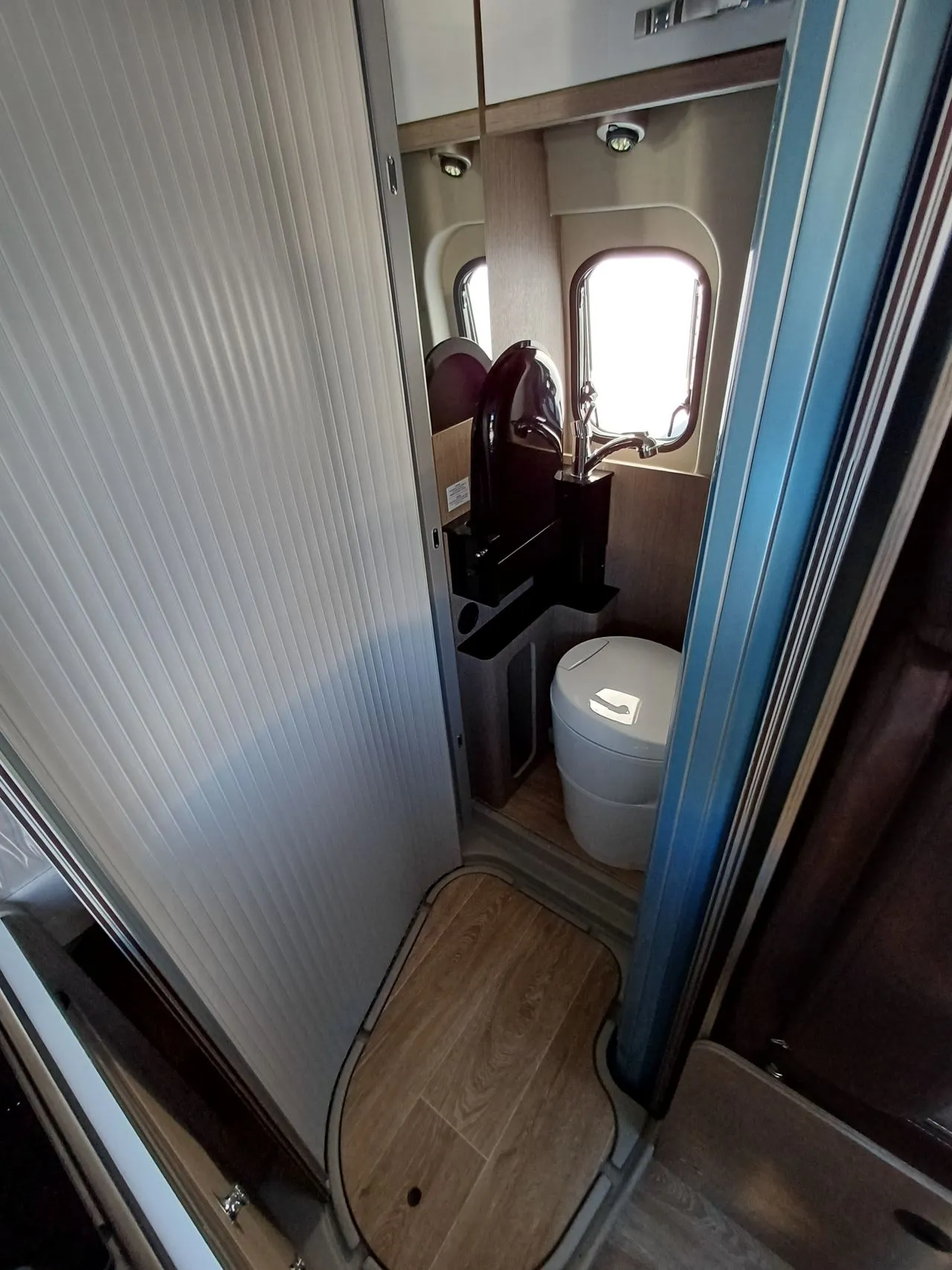 Fourgon aménagé - Possl - ROADSTAR 600 L - 2025