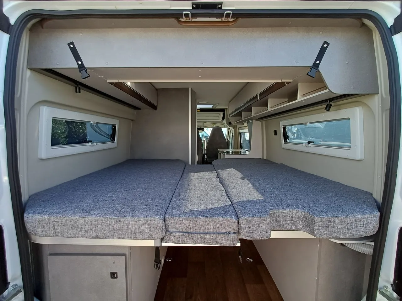 Fourgon aménagé - Possl - SUMMIT SHINE 600 L - 2025