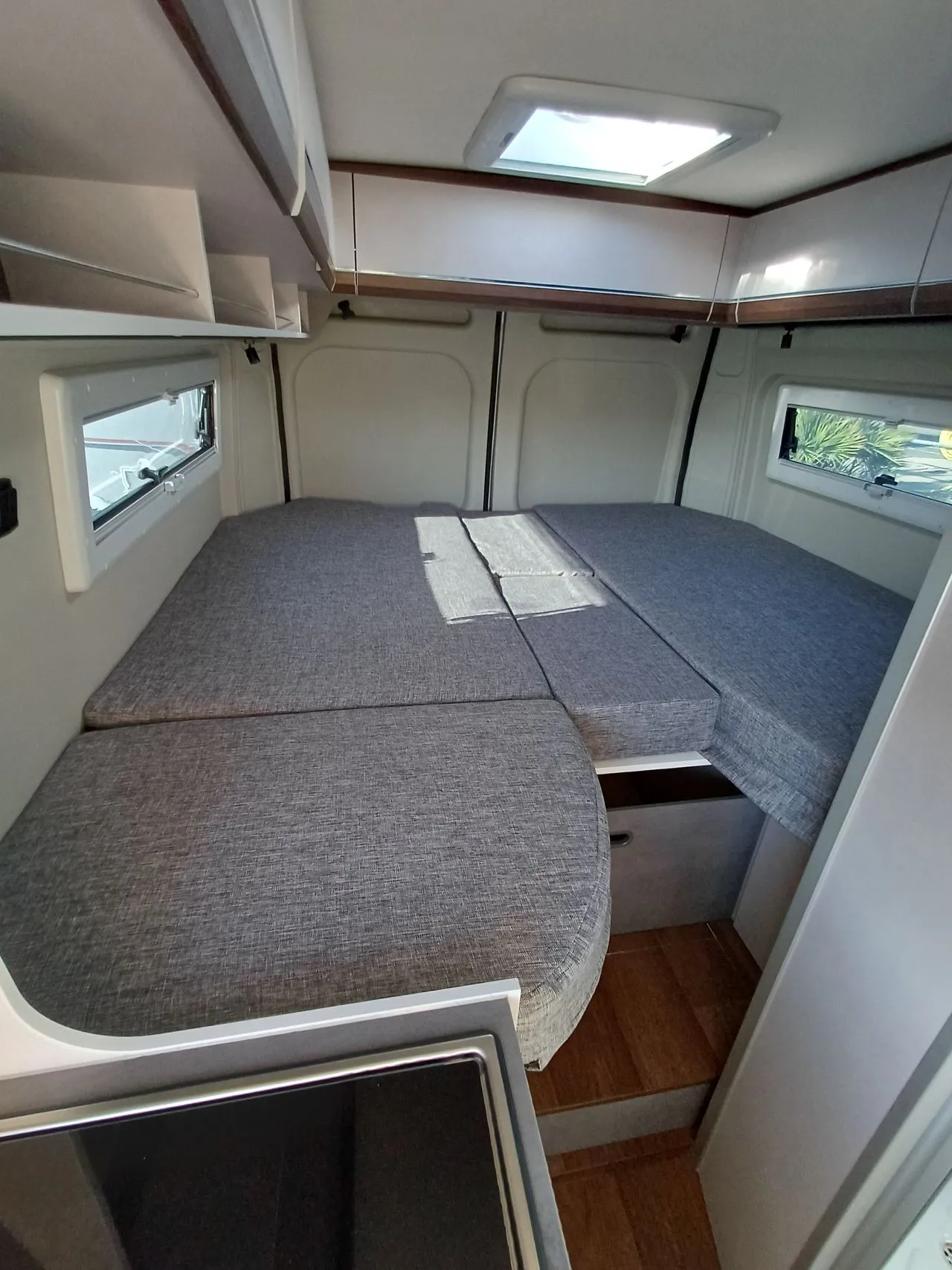 Fourgon aménagé - Possl - SUMMIT SHINE 600 L - 2025