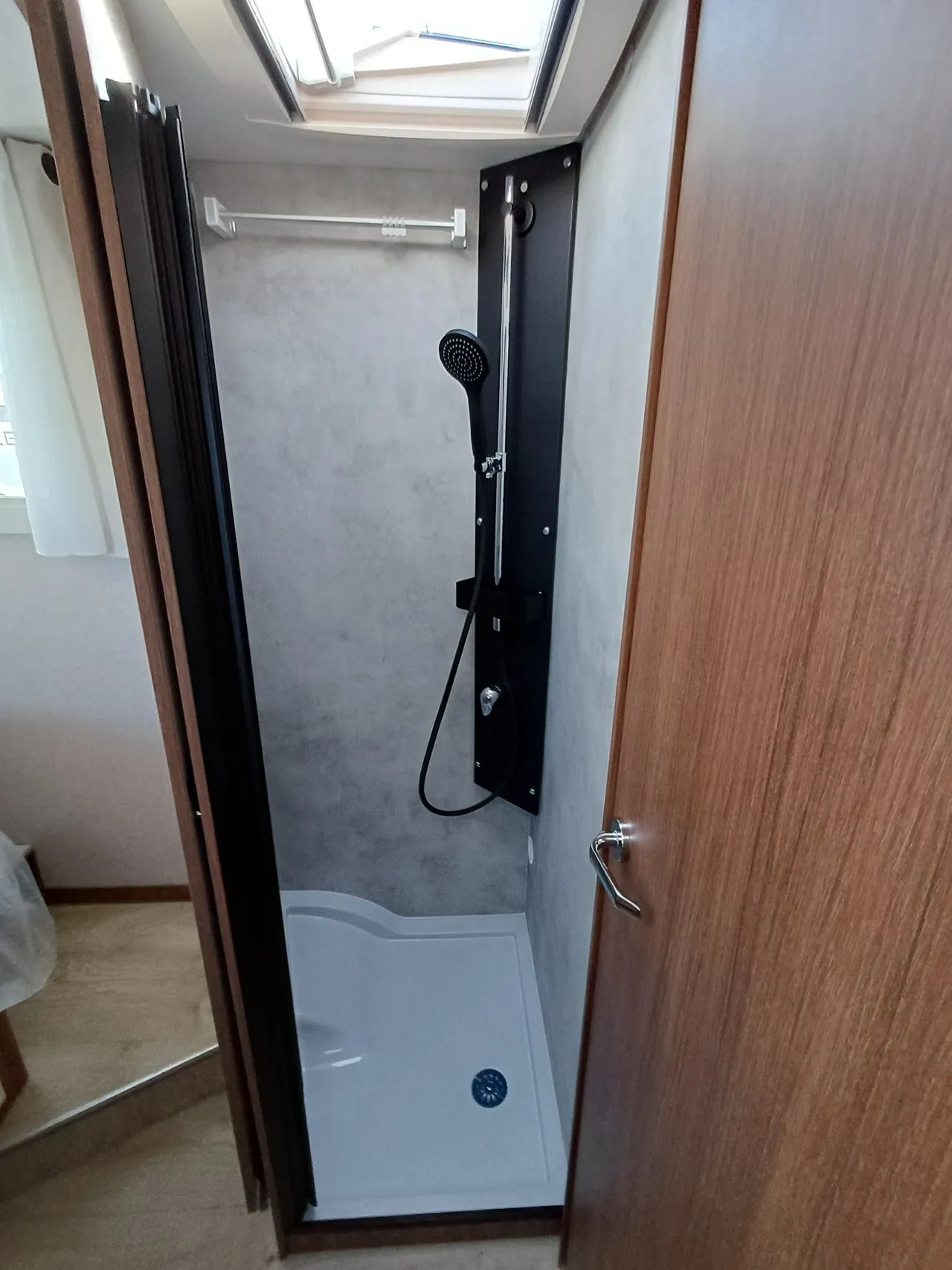 Camping-car - Fleurette - DISCOVER 71 LMF WELLNESS - 2026