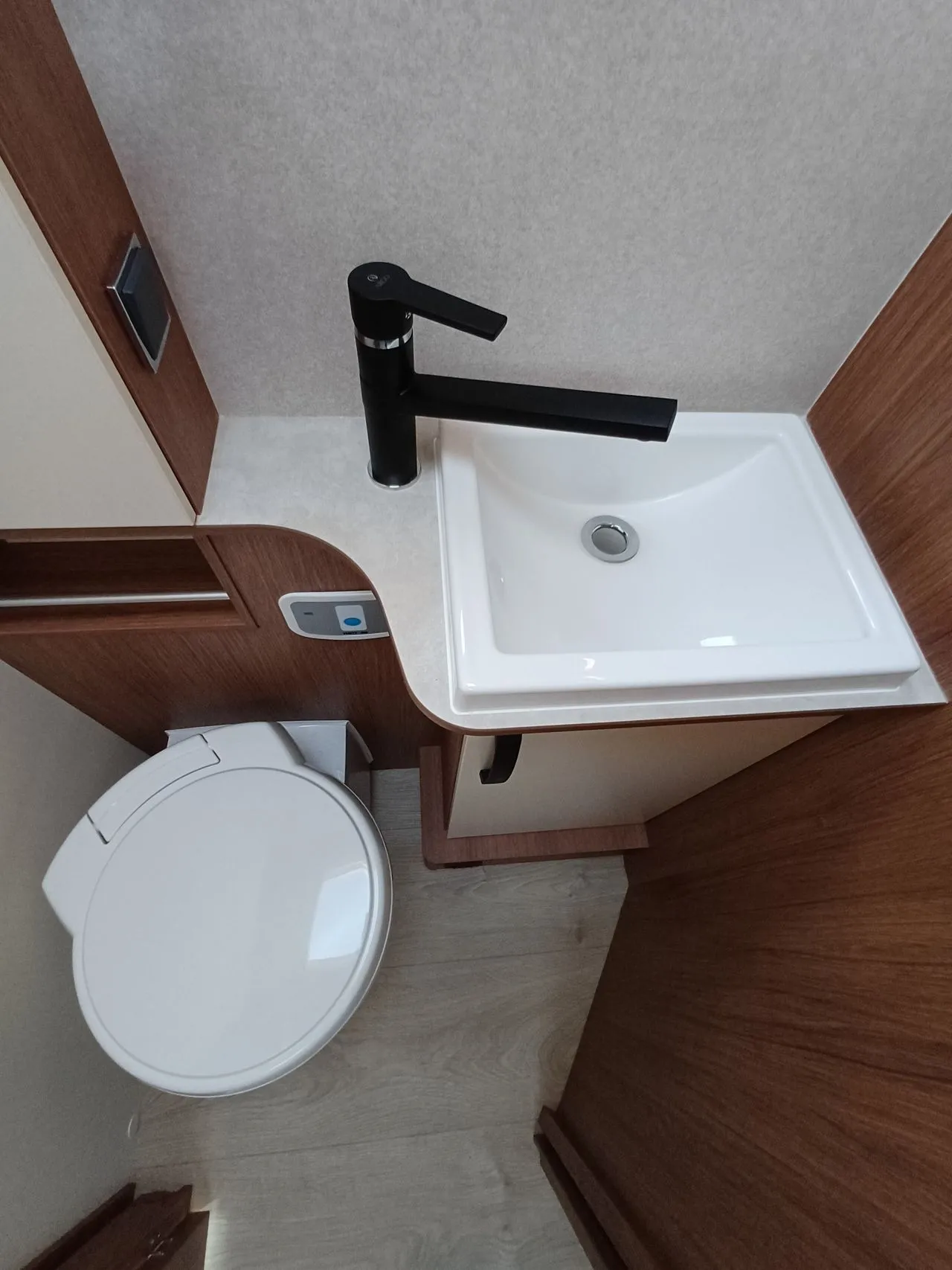 Camping-car - Fleurette - DISCOVER 71 LMF WELLNESS - 2026