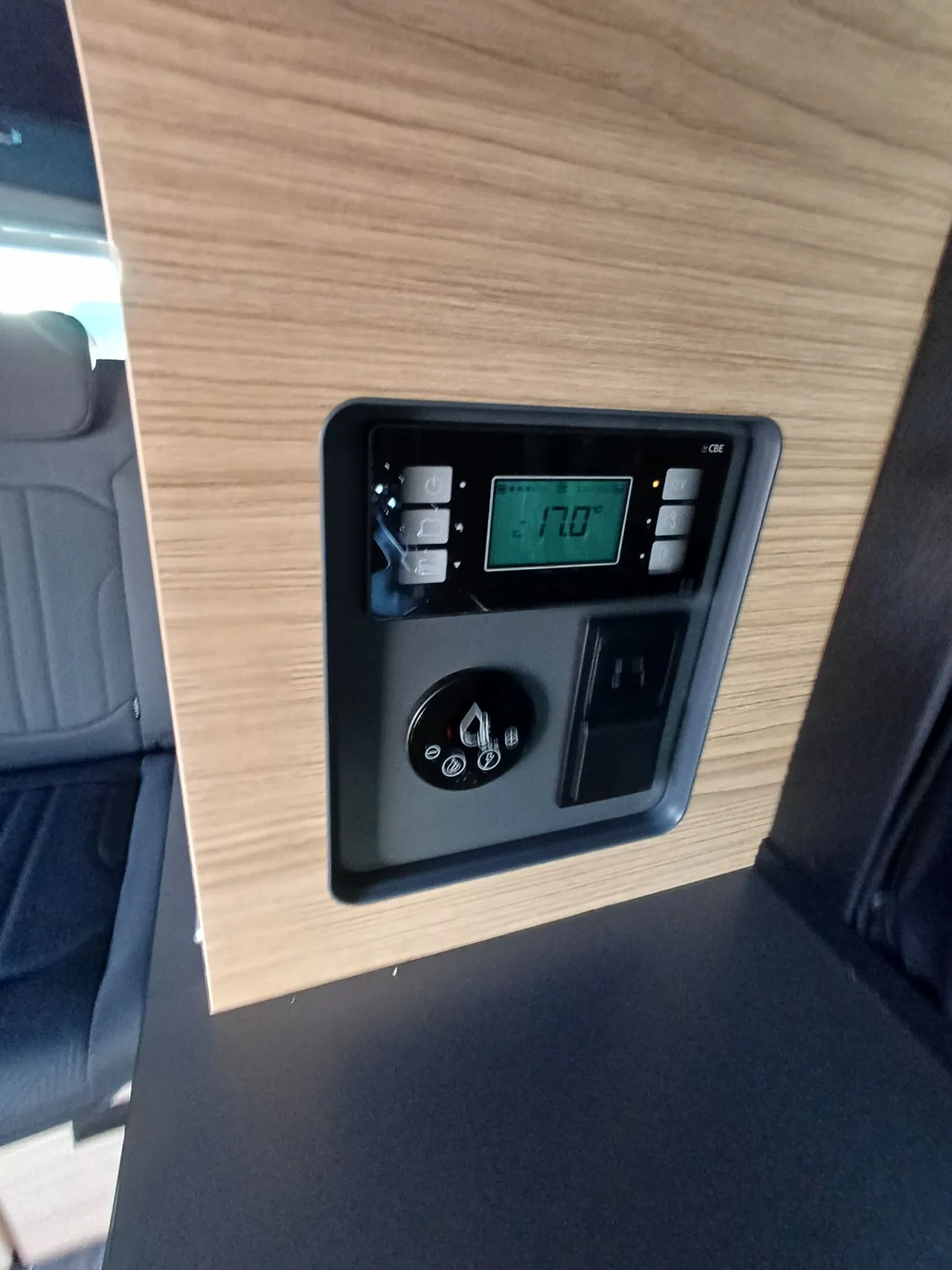 Van aménagé - Pilote - CV 545 BC EVIDENCE - 2026